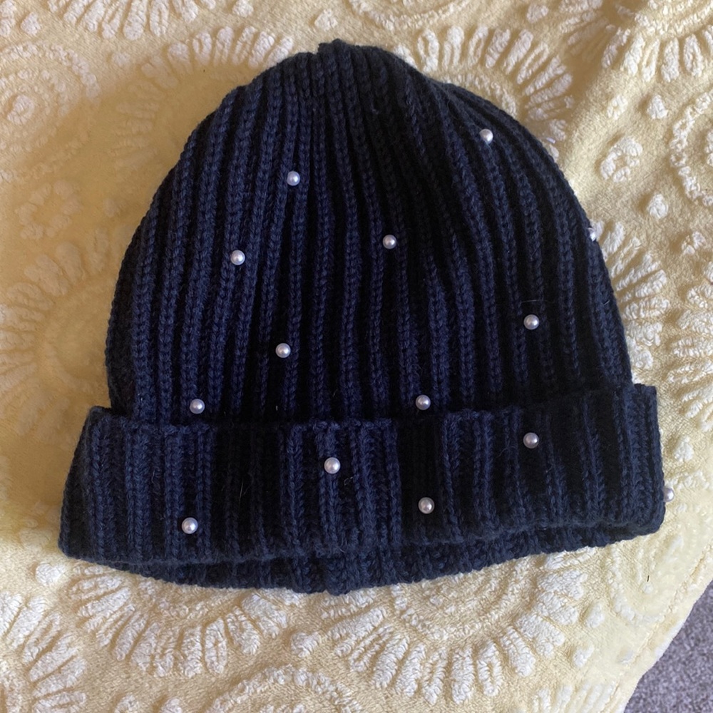 Navy Aeropostale faux pearl beanie.